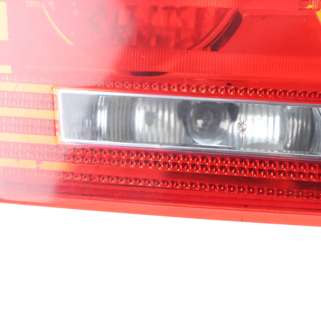 Lampada Posteriore Sinistra Nel Coperchio Bagagliaio per BMW E61 LCI Touring con numero di parte 7177697 BMW E61 LCI Touring Lampada Posteriore Sinistra Nel Coperchio Bagagliaio - SKU 7177697-1 - Numero di parte 7177697
