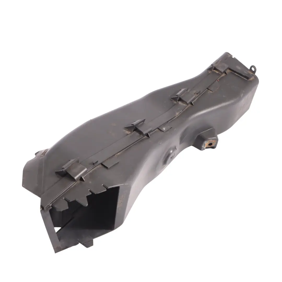 Condotto Canale Freno Aria Destro per BMW E71 E72 con numero di parte 7180624 BMW E71 E72 Condotto Canale Freno Aria Destro - SKU 7180624 - Numero di parte 7180624