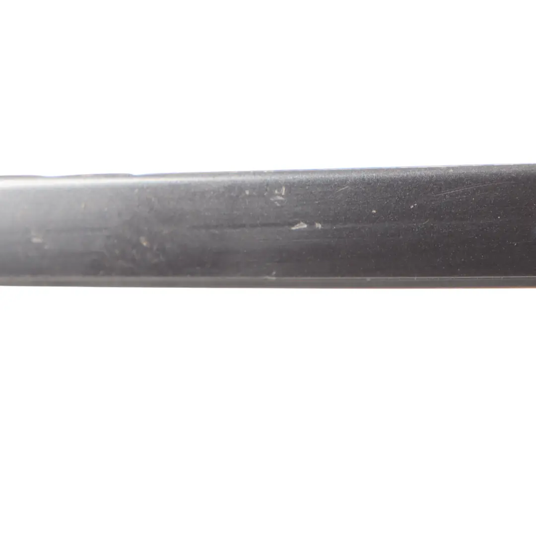 Windschutzscheibenleiste BMW E90 E91 Verkleidung Rechts Sparkling Graphite - A22 für mit Teilenummer 7184006 Windschutzscheibenleiste BMW E90 E91 Verkleidung Rechts Sparkling Graphite - A22 - SKU 7184006-SG - Teilenummer 7184006