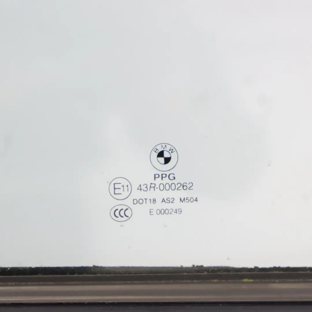 Gauche Carbonschwarz Carbon Black - 416 pour BMW Z4 E85 Roadster Porte Avant à propos du numéro de pièce 7201637 BMW Z4 E85 Roadster Porte Avant Gauche Carbonschwarz Carbon Black - 416 - SKU 7201637-CAR - Numéro de pièce 7201637