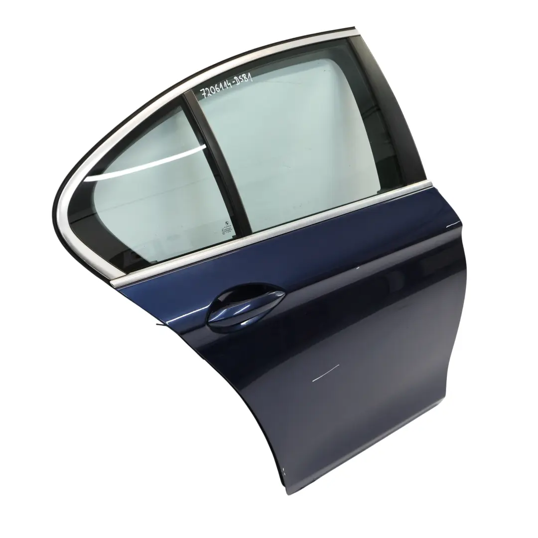 Puerta Trasera Derecha Tiefseeblau Deep Sea Blue Metallic - A76 para BMW F10 con número de pieza 7206114 BMW F10 Puerta Trasera Derecha Tiefseeblau Deep Sea Blue Metallic - A76 - SKU 7206114-DSB1 - Número de pieza 7206114