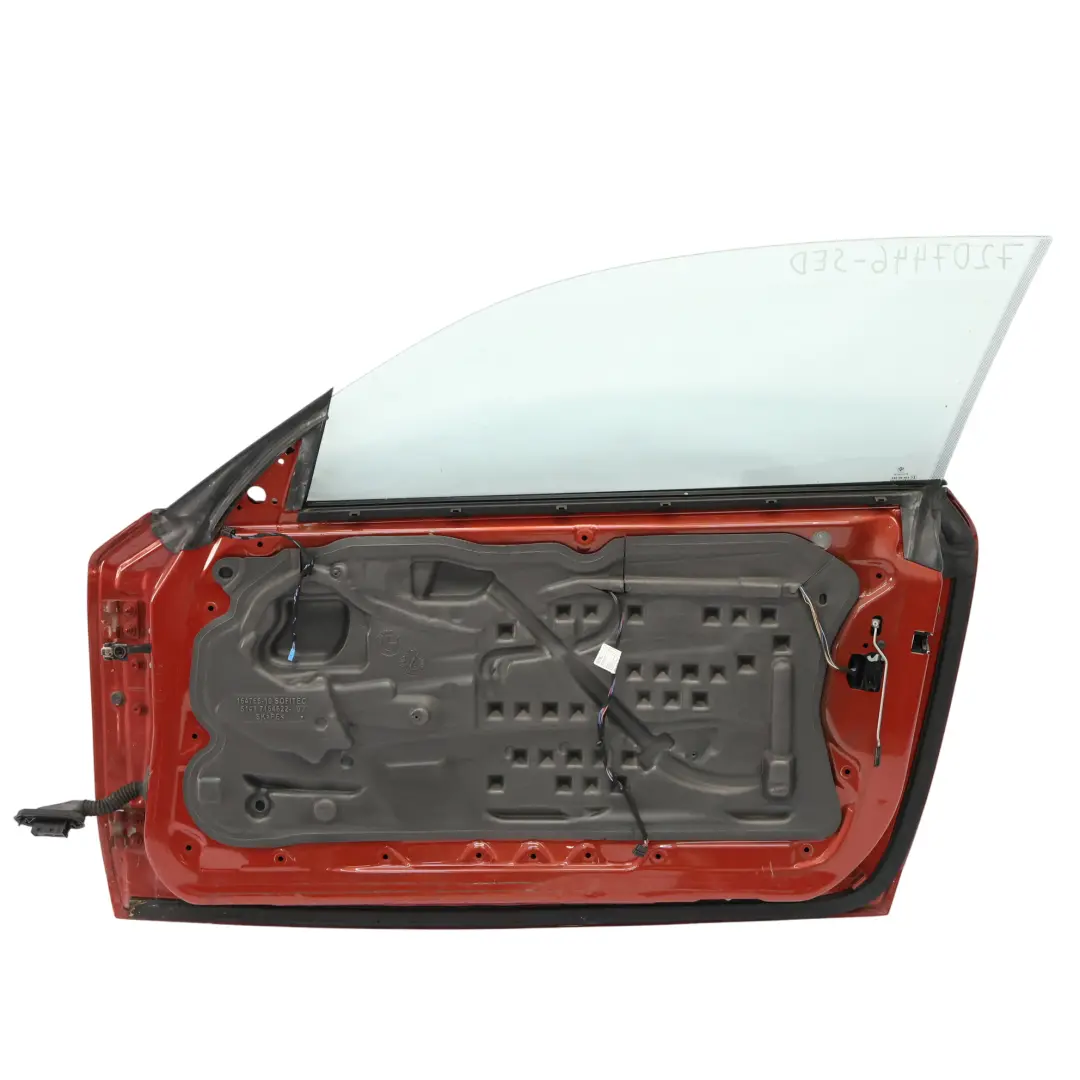 Puerta Delantera Derecha Sedonarot Sedona Red Metallic - A79 para BMW E81 E82 E88 con número de pieza 7207446 BMW E81 E82 E88 Puerta Delantera Derecha Sedonarot Sedona Red Metallic - A79 - SKU 7207446-SED - Número de pieza 7207446