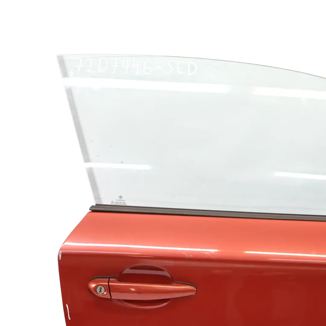 BMW E81 E82 E88 Puerta Delantera Derecha Sedonarot Sedona Red Metallic - A79 - SKU 7207446-SED - Número de pieza 7207446