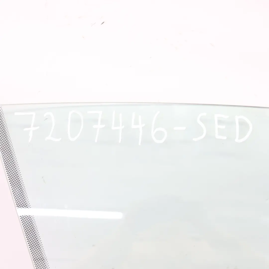Porta Anteriore Destra Sedonarot Sedona Red Metallic - A79 per BMW E81 E82 E88 con numero di parte 7207446 BMW E81 E82 E88 Porta Anteriore Destra Sedonarot Sedona Red Metallic - A79 - SKU 7207446-SED - Numero di parte 7207446