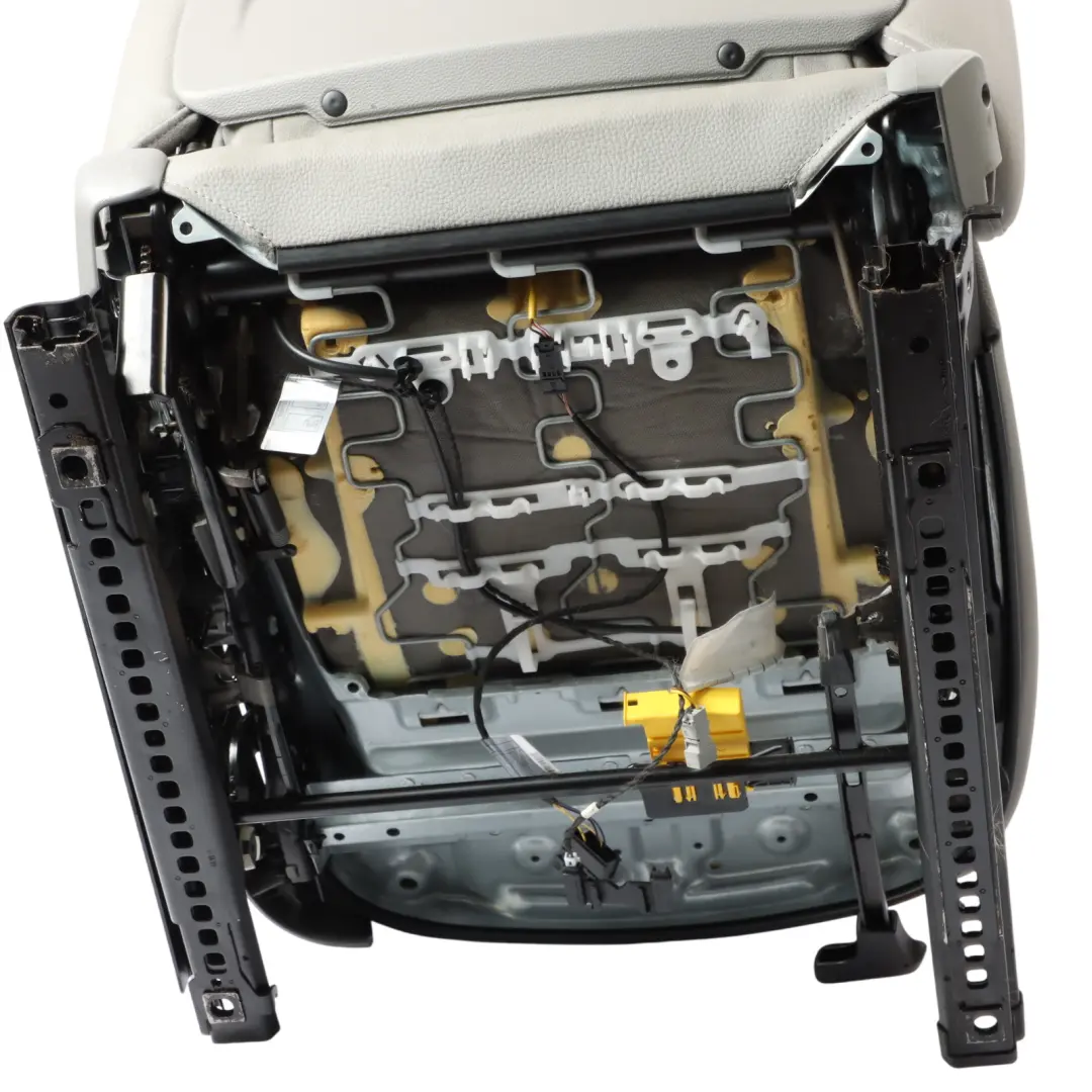 Front Left N/S Interior Leather Dakota Grey to BMW E90 E91 LCI Seat with Part number 7246801 BMW E90 E91 LCI Seat Front Left N/S Interior Leather Dakota Grey - SKU 7246801-1 - Part number 7246801