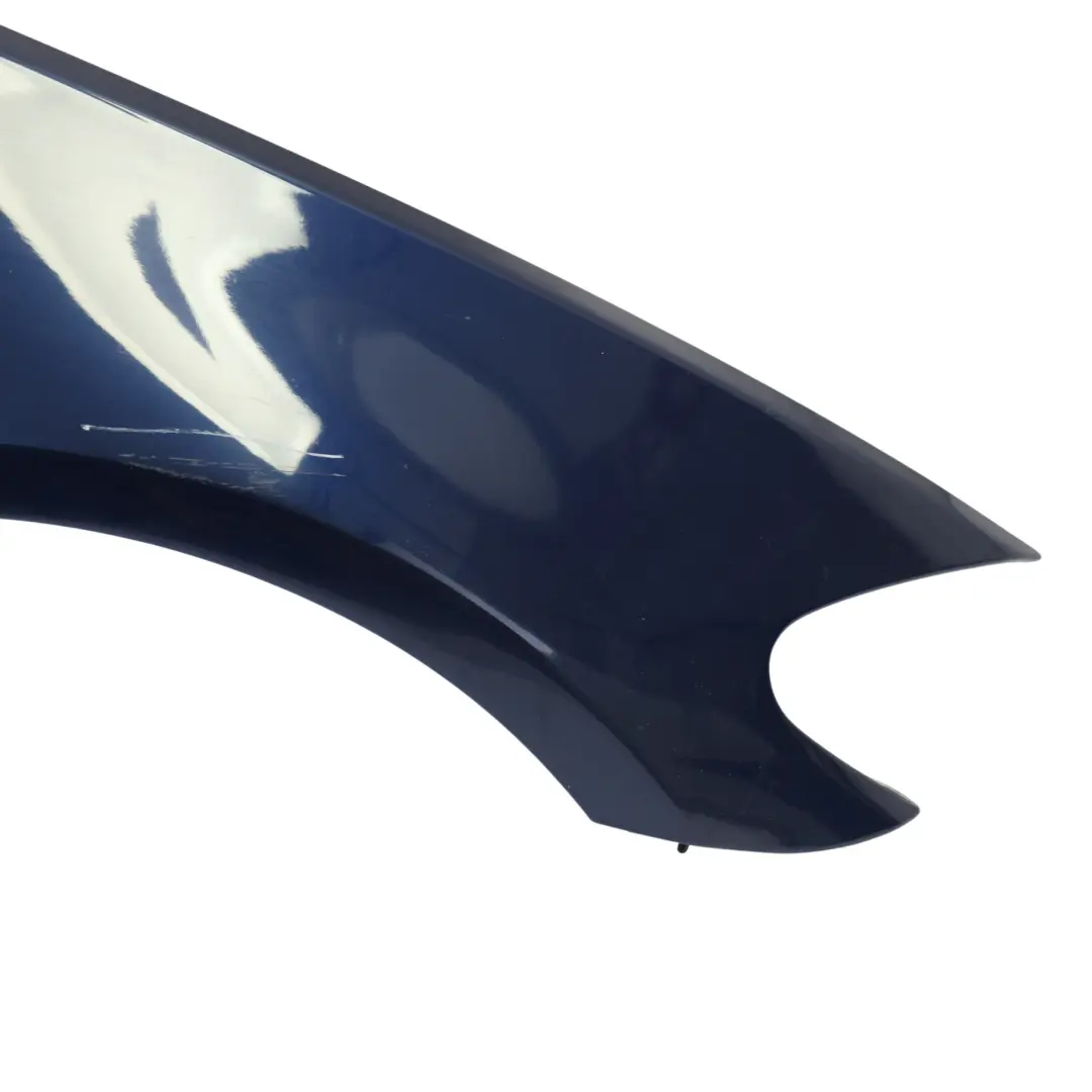 Parafango Anteriore Destro Pannello Laterale Tiefseeblau - A76 per BMW F10 F11 con numero di parte 7248660 BMW F10 F11 Parafango Anteriore Destro Pannello Laterale Tiefseeblau - A76 - SKU 7248660-DSB1 - Numero di parte 7248660