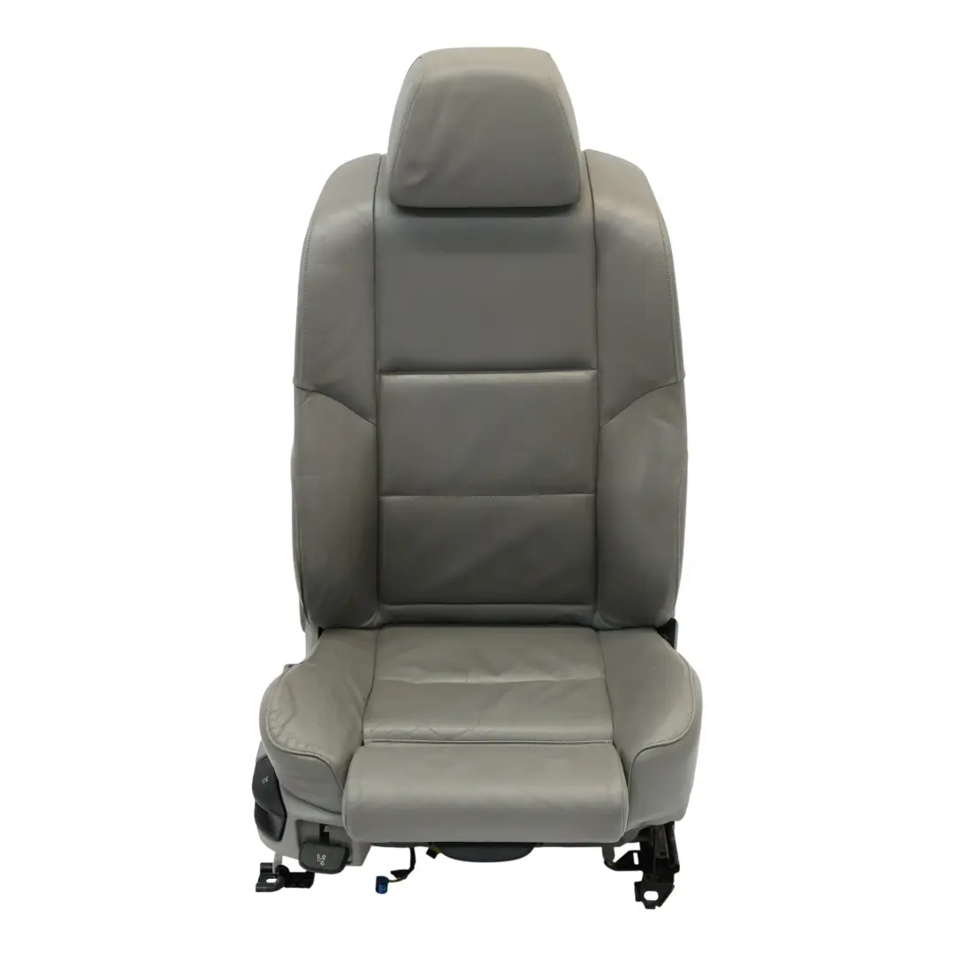 Grigio Pelle Sedile Anteriore Destro per BMW E60 E61 M Sport Dakota con numero di parte 7249383 BMW E60 E61 M Sport Dakota Grigio Pelle Sedile Anteriore Destro - SKU 7249383 - Numero di parte 7249383
