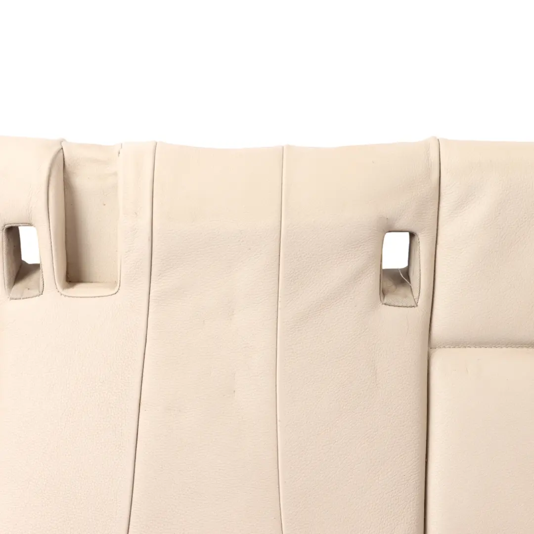 Siège Arrière Banquette Recouvrement Cuir Dakota Oyster pour BMW F10 F11 à propos du numéro de pièce 7254144 BMW F10 F11 Siège Arrière Banquette Recouvrement Cuir Dakota Oyster - SKU 7254144 - Numéro de pièce 7254144