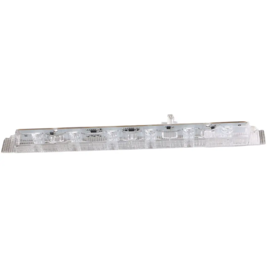 Trzecie Światło Stopu do BMW F30 LCI o numerze 7259881 BMW F30 LCI Trzecie Światło Stopu - SKU 7259881-1 - Numer Części 7259881