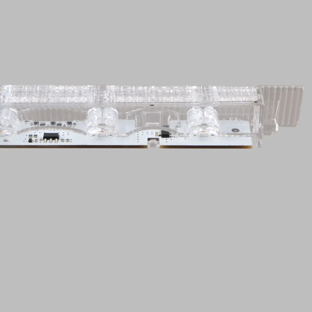 BMW F30 LCI Hintere Innenbremse Dritte Bremsleuchte Bremsleuchte - SKU 7259881-1 - Teilenummer 7259881