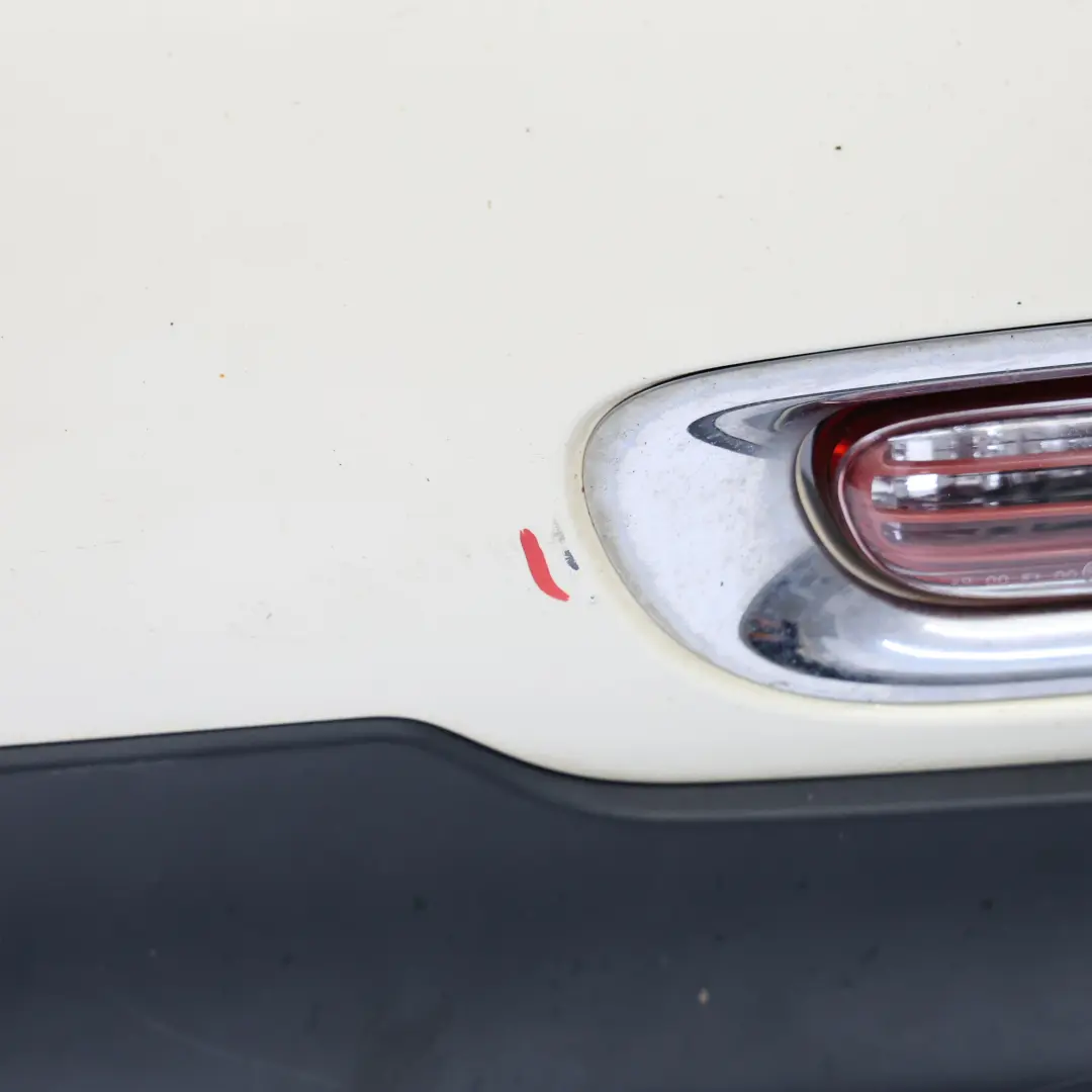 Paraurti posteriore Pepper White - 850 per Mini R56 R57 LCI R58 R59 con numero di parte 7264356 Mini R56 R57 LCI R58 R59 Paraurti posteriore Pepper White - 850 - SKU 7264356-PW - Numero di parte 7264356