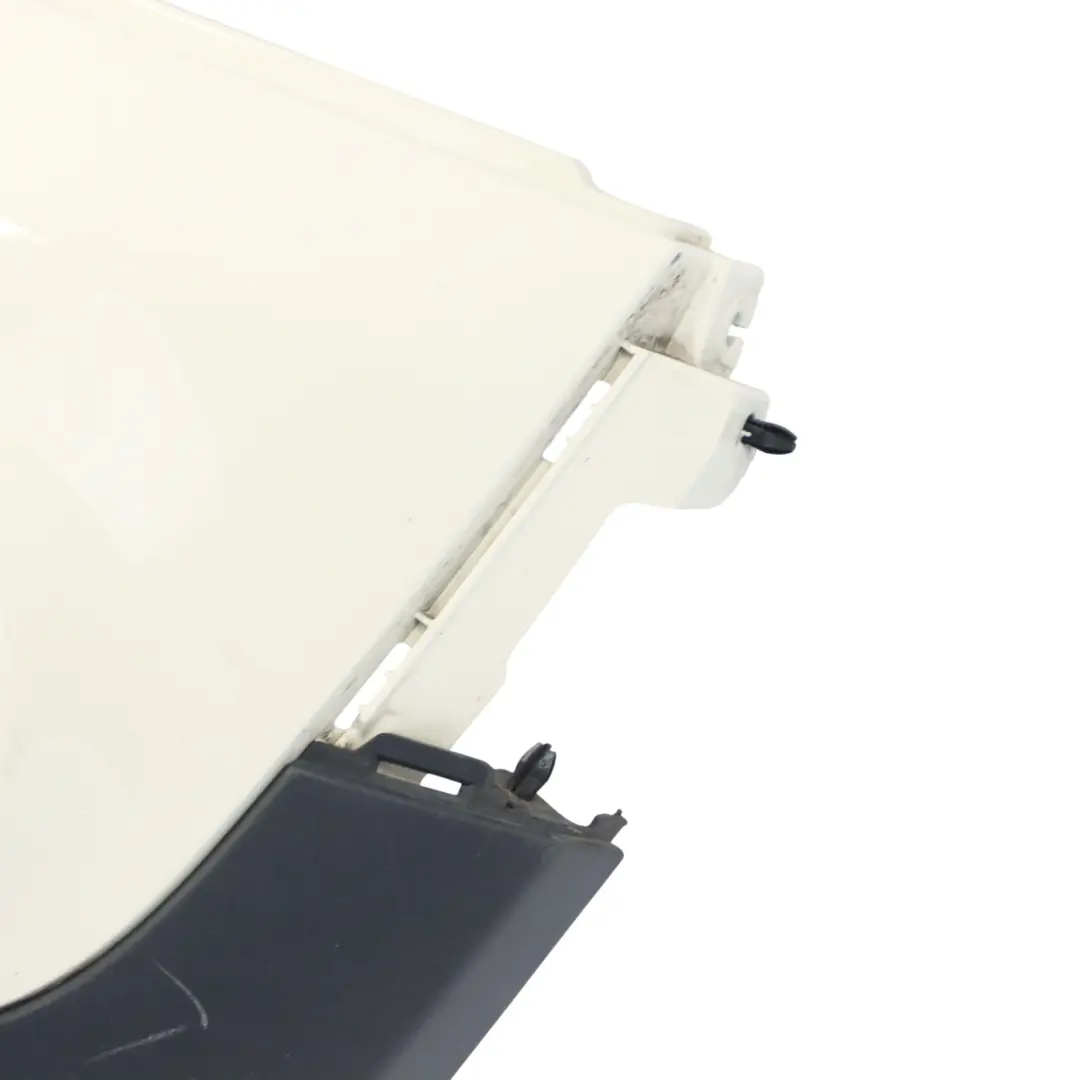 Embellecedor Parachoques Delantero Blanco Pimienta - 850 para Mini Cooper R55 R56 LCI con número de pieza 7268746 Mini Cooper R55 R56 LCI Embellecedor Parachoques Delantero Blanco Pimienta - 850 - SKU 7268746-PW3 - Número de pieza 7268746