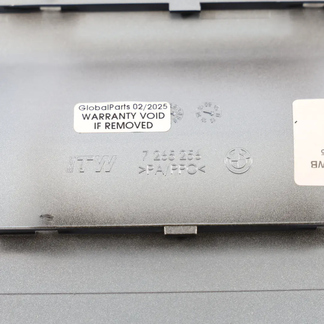Llenado Combustible Tapa De La Tapa Bluewater Blue Metallic 896 7265256 para BMW F25 con número de pieza 7270821 BMW F25 Llenado Combustible Tapa De La Tapa Bluewater Blue Metallic 896 7265256 - SKU 7270821-WB - Número de pieza 7270821