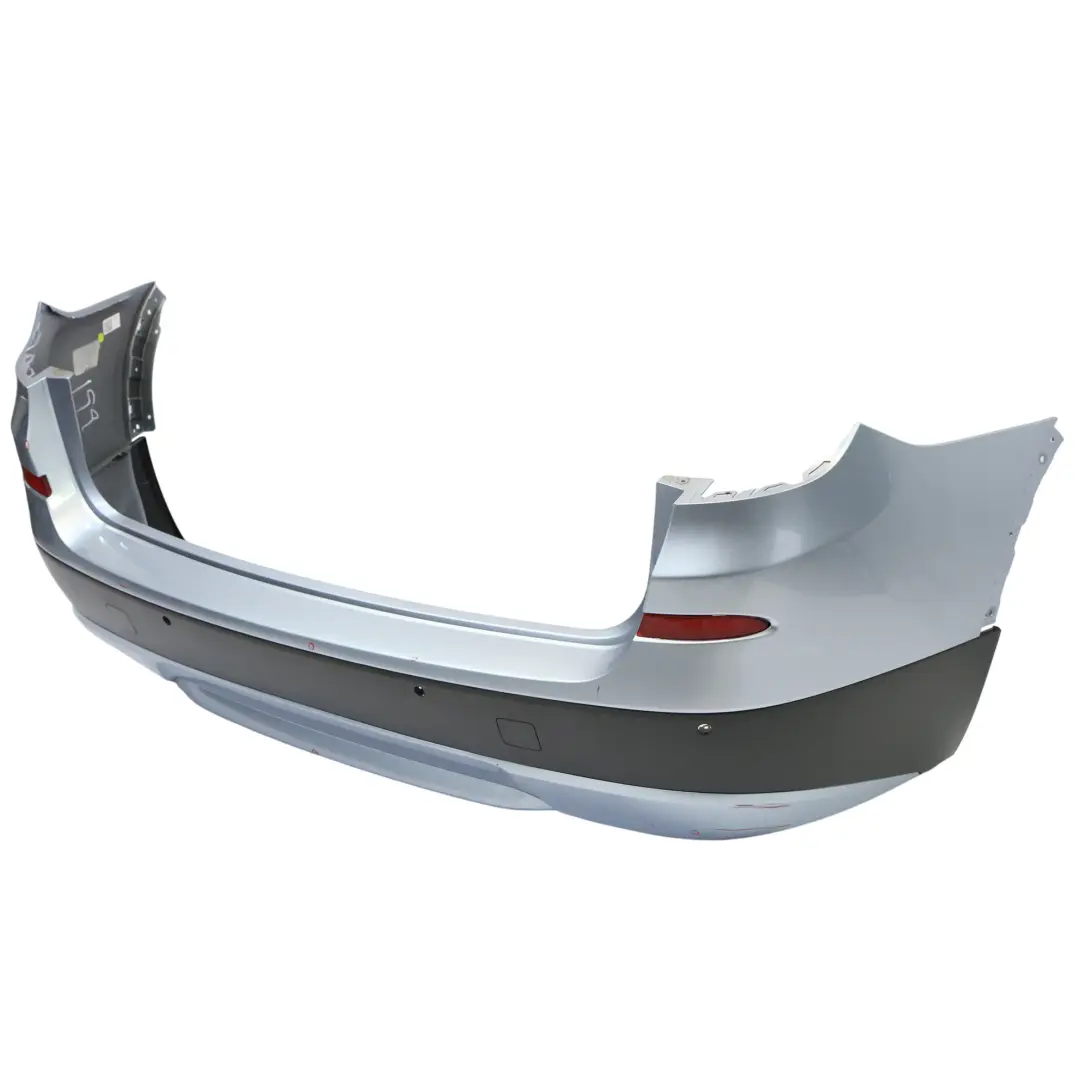 Tylny Zderzak Bluewater Niebieski Metalik - 896 do BMW X3 F25 o numerze 7278474 BMW X3 F25 Tylny Zderzak Bluewater Niebieski Metalik - 896 - SKU 7278474-WB - Numer Części 7278474