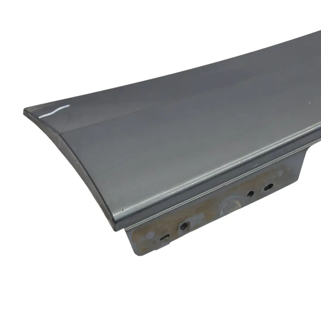 Striscia Davanzale Laterale Destra O/S Mineralgrau Grigio Minerale - B39 per BMW F20 con numero di parte 7293554 BMW F20 Striscia Davanzale Laterale Destra O/S Mineralgrau Grigio Minerale - B39 - SKU 7293554-MG1 - Numero di parte 7293554