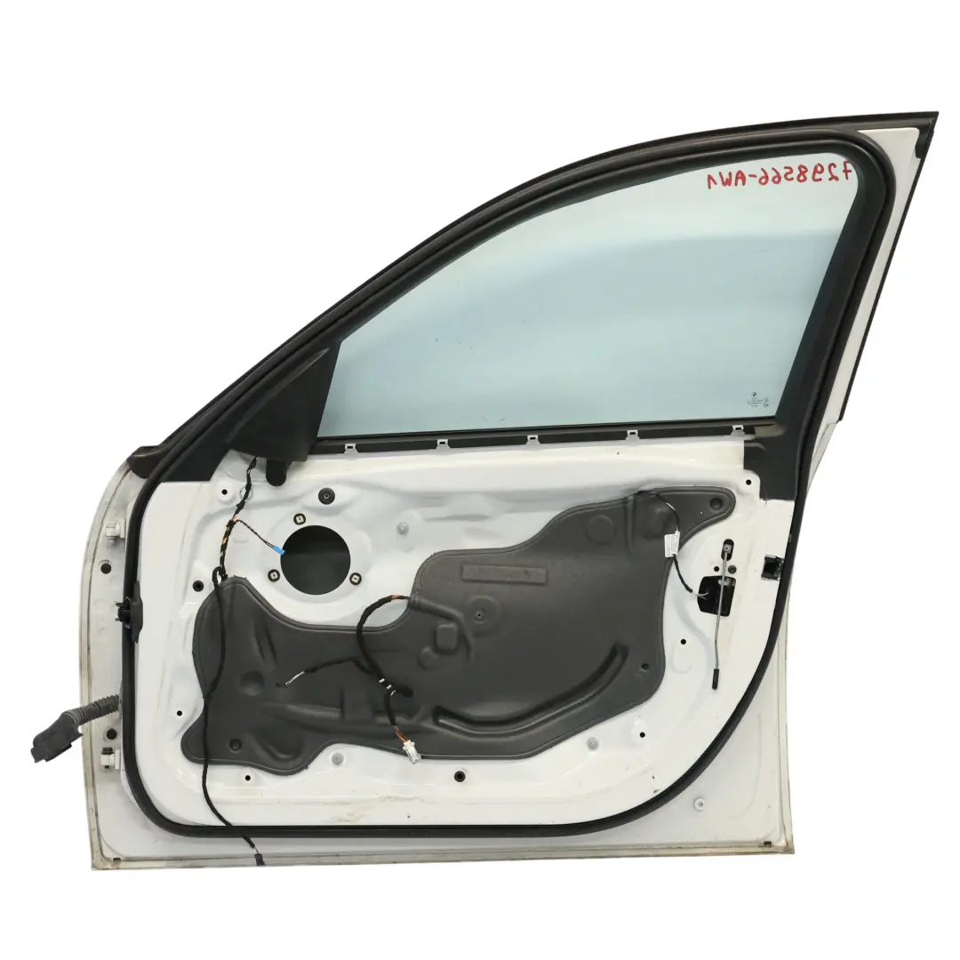 Drzwi Prawe Przednie Alpinweiss 3 Białe - 300 do BMW F30 F31 o numerze 7298566 BMW F30 F31 Drzwi Prawe Przednie Alpinweiss 3 Białe - 300 - SKU 7298566-AW1 - Numer Części 7298566