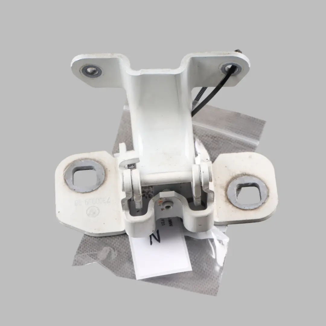 Folding Top Roof Flap Hinge Left N/S Mineral White - A96 to BMW F23 Convertible with Part number 7300959 BMW F23 Convertible Folding Top Roof Flap Hinge Left N/S Mineral White - A96 - SKU 7300959-MW - Part number 7300959
