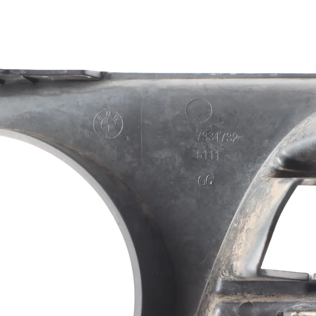 Front Bumper Right O/S Air Intake Grid Grille Trim to BMW F10 F11 LCI with Part number 7346506 BMW F10 F11 LCI Front Bumper Right O/S Air Intake Grid Grille Trim - SKU 7346506 - Part number 7346506