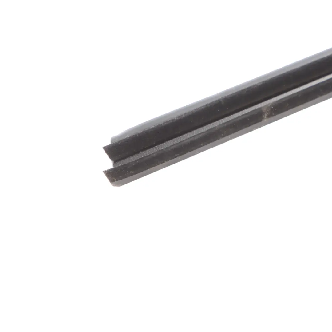 Guarnizione Porta Anteriore Striscia Aria Sinistra per BMW X1 X2 F48 F39 con numero di parte 7349639 BMW X1 X2 F48 F39 Guarnizione Porta Anteriore Striscia Aria Sinistra - SKU 7349639 - Numero di parte 7349639