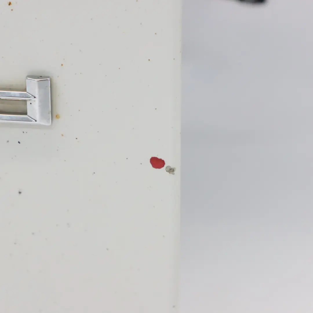 Porta anteriore destra Alpinweiss Alpine White 3 - 300 per BMW X3 F25 con numero di parte 7355804 BMW X3 F25 Porta anteriore destra Alpinweiss Alpine White 3 - 300 - SKU 7355804-AW - Numero di parte 7355804