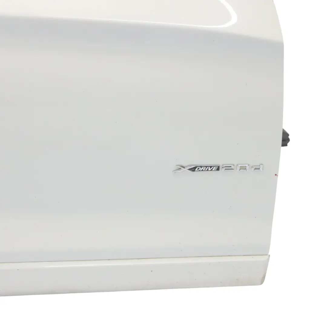 Porta anteriore destra Alpinweiss Alpine White 3 - 300 per BMW X3 F25 con numero di parte 7355804 BMW X3 F25 Porta anteriore destra Alpinweiss Alpine White 3 - 300 - SKU 7355804-AW - Numero di parte 7355804