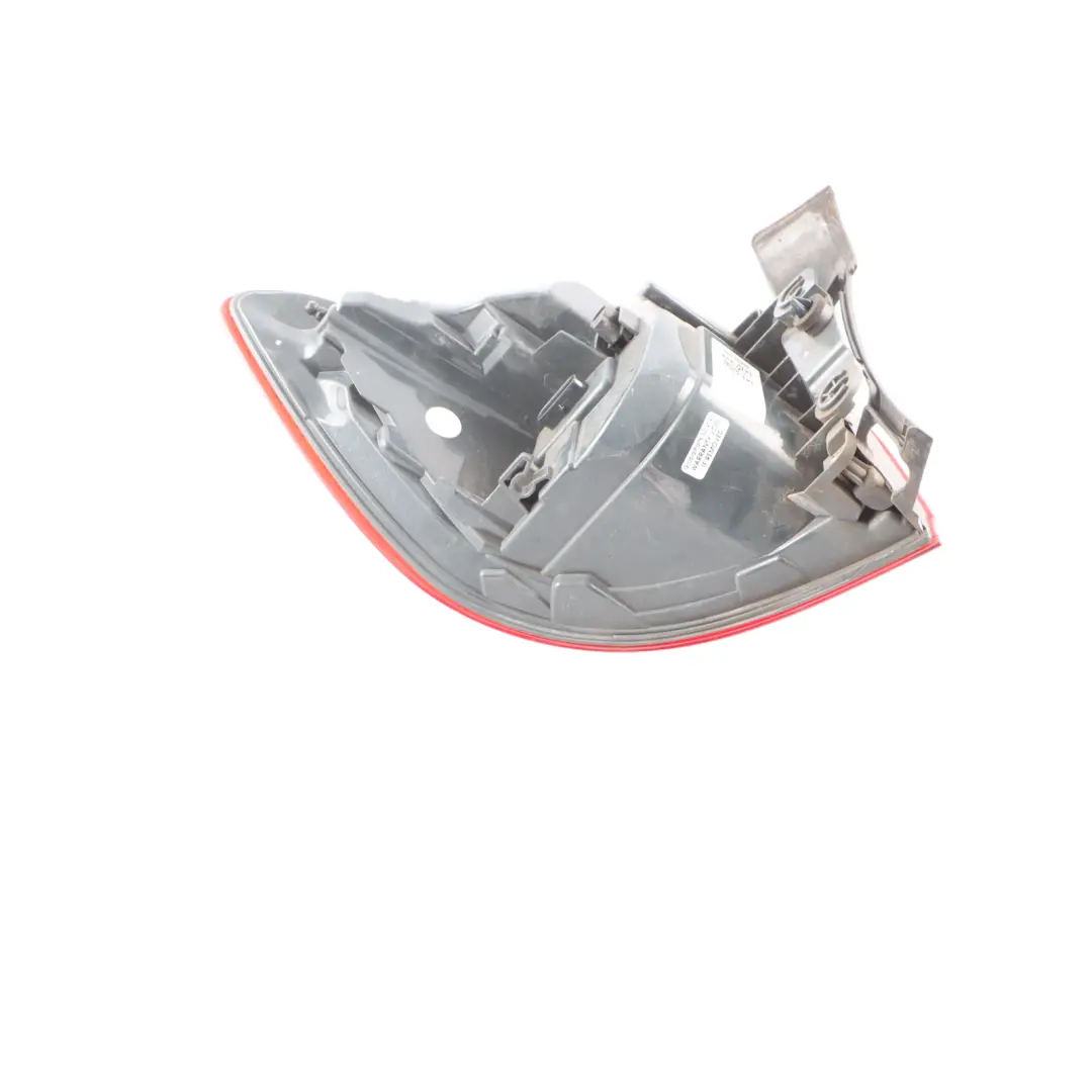 BMW F31 LCI Lampa Tył Błotnika Prawa - SKU 7372210-1 - Numer Części 7372210