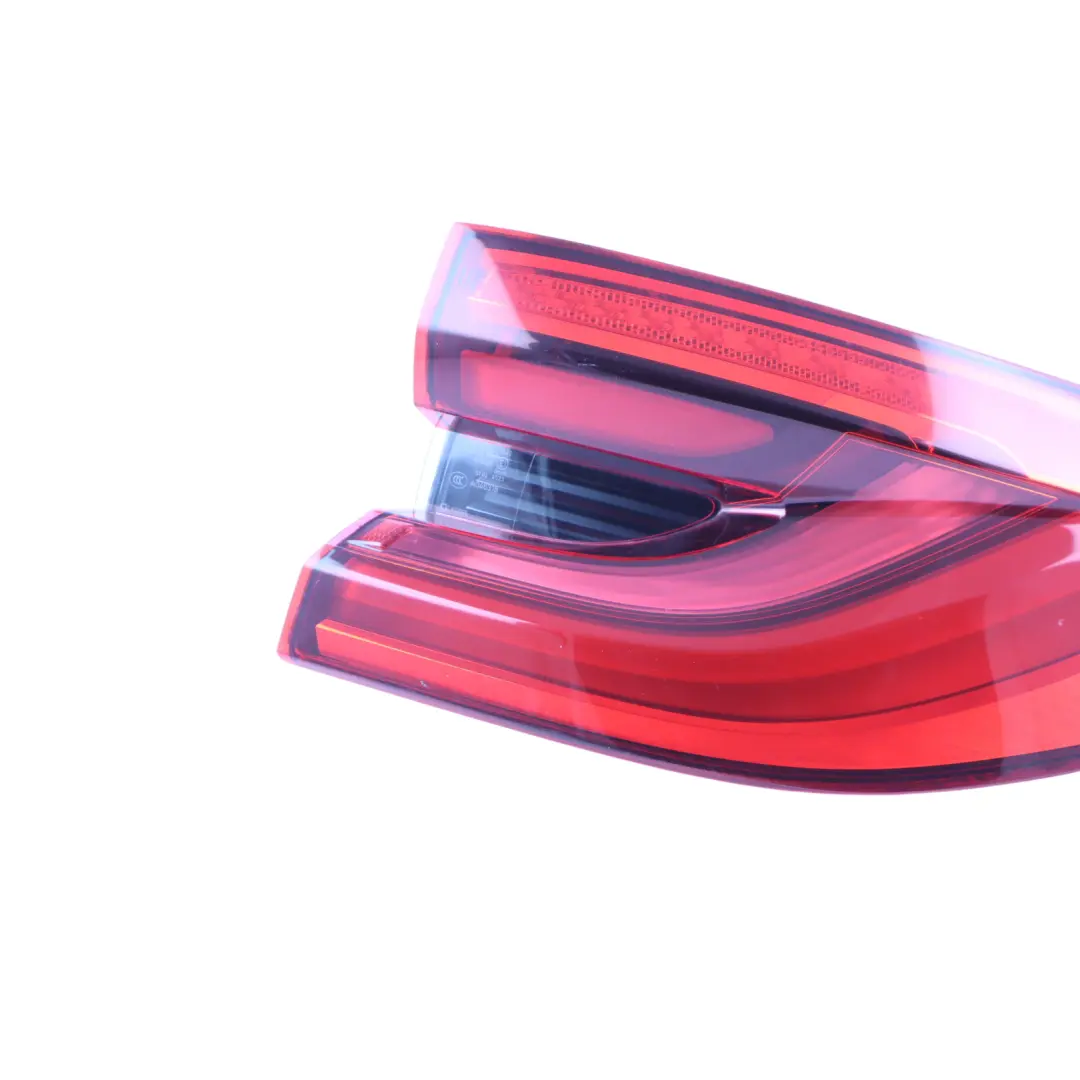 Lamp LED Right O/S Tailgate Outer Light Lamp to BMW G32 GT Rear with Part number 7376484 BMW G32 GT Rear Lamp LED Right O/S Tailgate Outer Light Lamp - SKU 7376484 - Part number 7376484