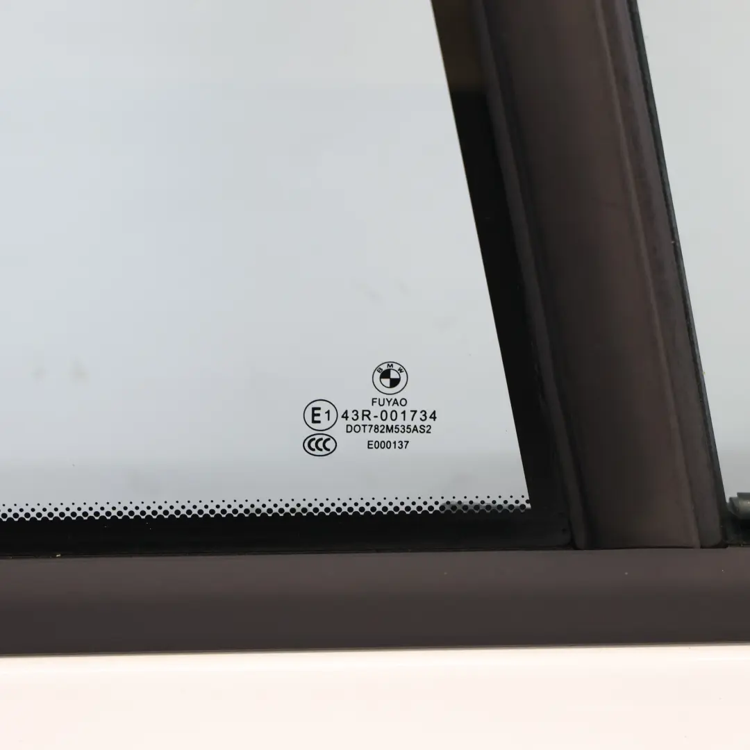 Porta Posteriore Destra Alpinweiss 3 Alpine White - 300 per BMW F46 Gran Tourer con numero di parte 7392326 BMW F46 Gran Tourer Porta Posteriore Destra Alpinweiss 3 Alpine White - 300 - SKU 7392326-AW - Numero di parte 7392326