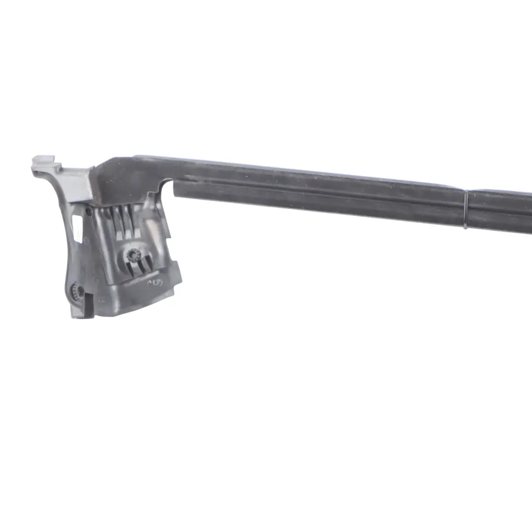 Window Seal Door Front Right O/S Guide Frame Gasket Rubber to BMW G32 GT with Part number 7392346 BMW G32 GT Window Seal Door Front Right O/S Guide Frame Gasket Rubber - SKU 7392346 - Part number 7392346