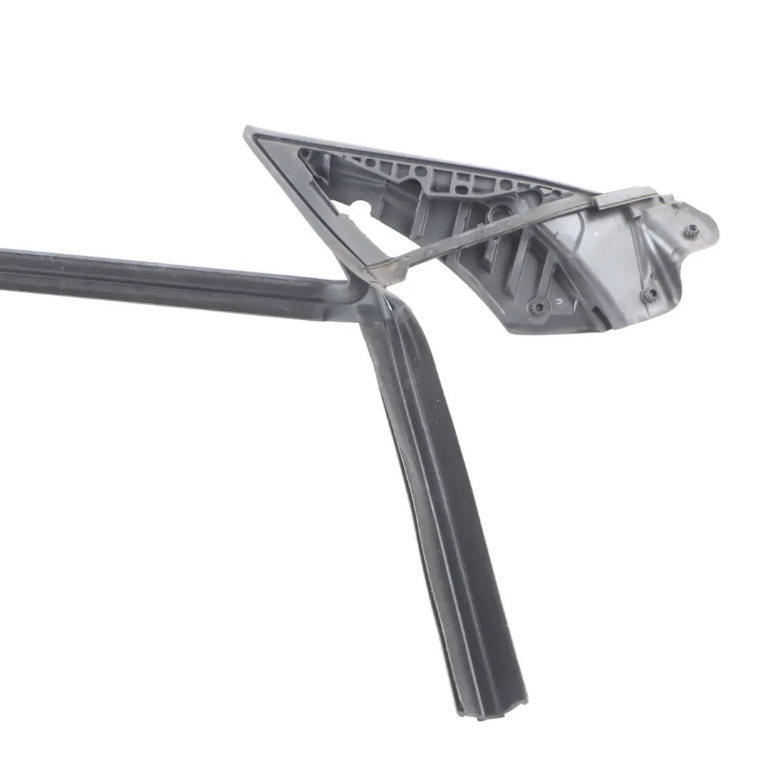 Window Seal Door Front Right O/S Guide Frame Gasket Rubber to BMW G32 GT with Part number 7392346 BMW G32 GT Window Seal Door Front Right O/S Guide Frame Gasket Rubber - SKU 7392346 - Part number 7392346