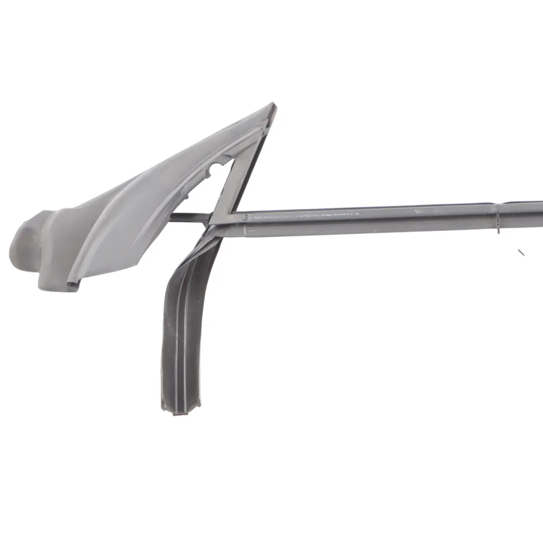 Window Seal Door Front Right O/S Guide Frame Gasket Rubber to BMW G32 GT with Part number 7392346 BMW G32 GT Window Seal Door Front Right O/S Guide Frame Gasket Rubber - SKU 7392346 - Part number 7392346