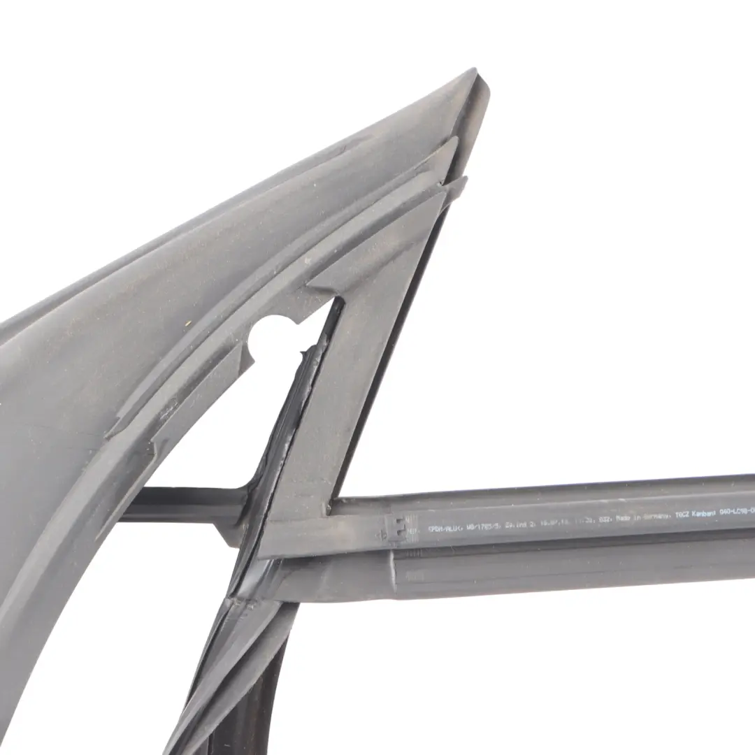 Window Seal Door Front Right O/S Guide Frame Gasket Rubber to BMW G32 GT with Part number 7392346 BMW G32 GT Window Seal Door Front Right O/S Guide Frame Gasket Rubber - SKU 7392346 - Part number 7392346