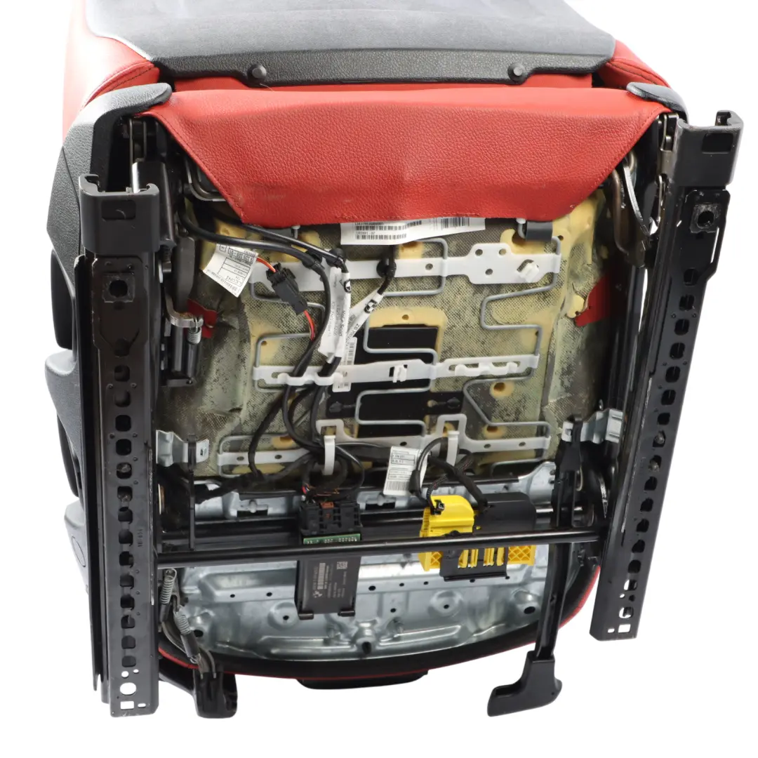 Siège Avant Gauche Cuir Intérieur Rouge Corail Couture Noire pour BMW F36 M Sport à propos du numéro de pièce 7392475 BMW F36 M Sport Siège Avant Gauche Cuir Intérieur Rouge Corail Couture Noire - SKU 7392475-2 - Numéro de pièce 7392475