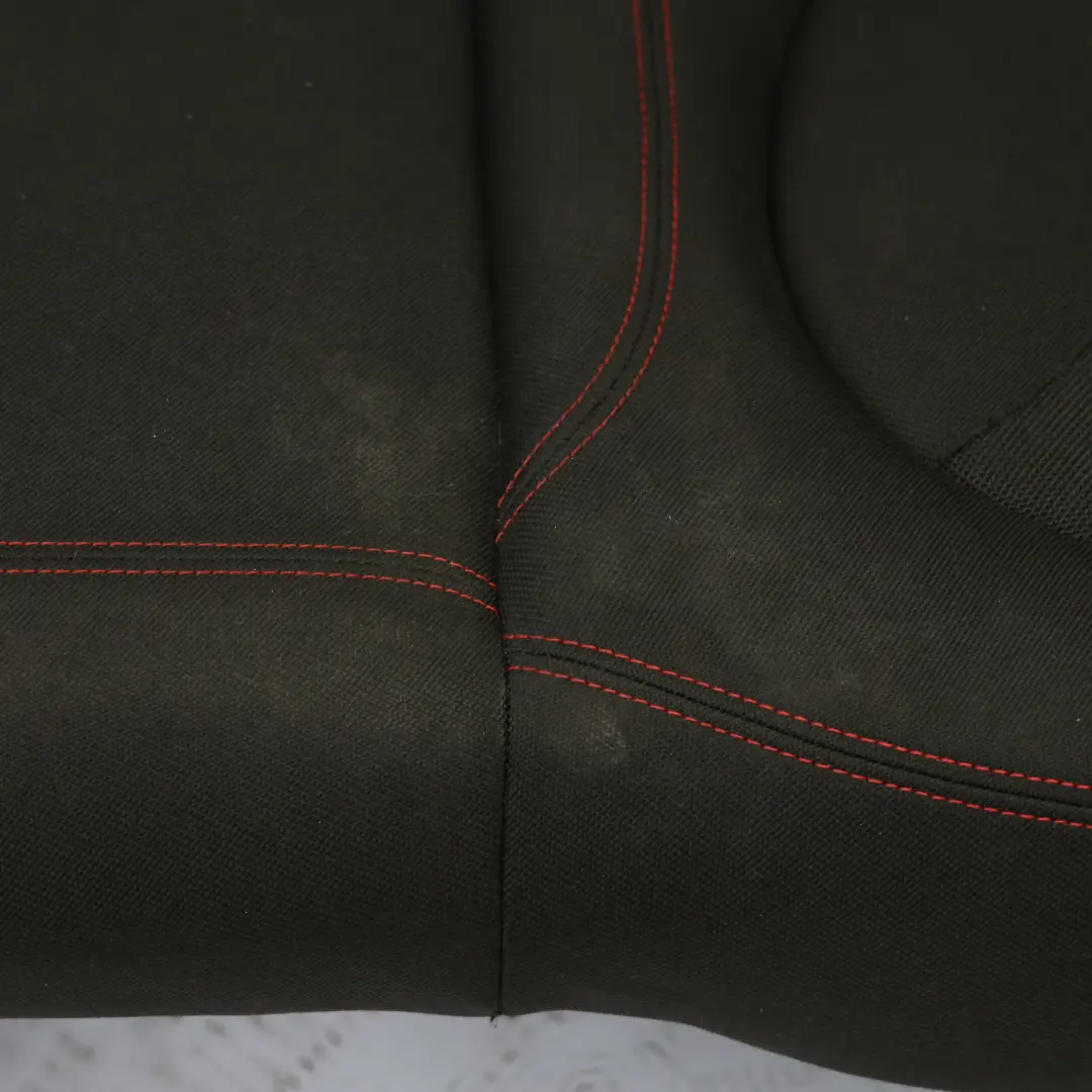 Asiento Trasero Izquierdo Interior Banqueta Tela Race Antracita Rojo para BMW F46 con número de pieza 7407557 BMW F46 Asiento Trasero Izquierdo Interior Banqueta Tela Race Antracita Rojo - SKU 7407557 - Número de pieza 7407557