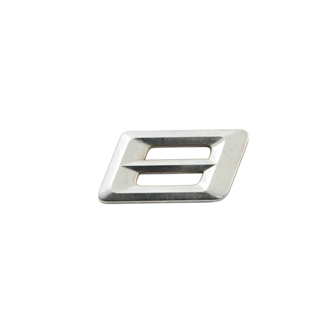BMW F46 Emblema Letra Trasera Bota 128I - SKU 7410453 - Número de pieza 7410453