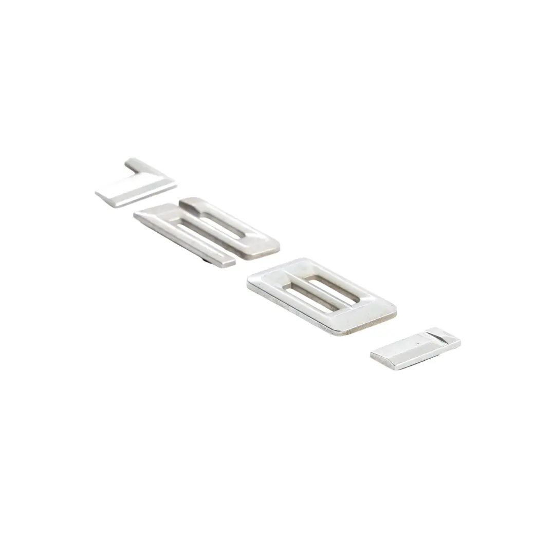 BMW F46 Emblemat Tylny Bagażnik Napis 128I - SKU 7410453 - Numer Części 7410453