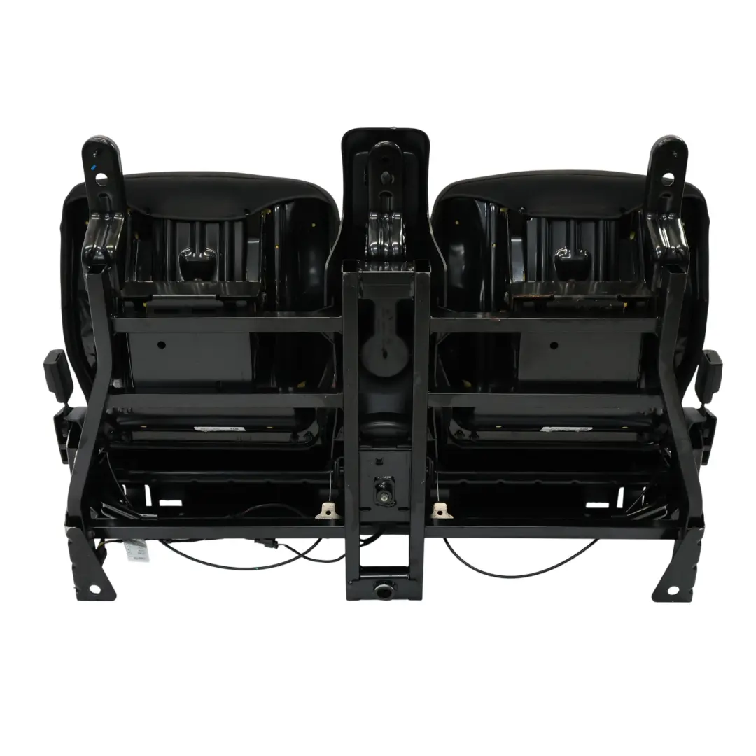 Trzeci Rząd Foteli Siedzeń Oparcie Materiał Race Antracyt Czerwony do BMW F46 o numerze 7411371 BMW F46 Trzeci Rząd Foteli Siedzeń Oparcie Materiał Race Antracyt Czerwony - SKU 7411371 - Numer Części 7411371