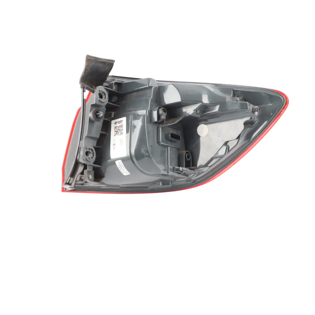 Luz Trasera Tapa Maletero Portón Trasero Izquierdo para BMW F31 LCI Touring con número de pieza 7456529 BMW F31 LCI Touring Luz Trasera Tapa Maletero Portón Trasero Izquierdo - SKU 7456529 - Número de pieza 7456529