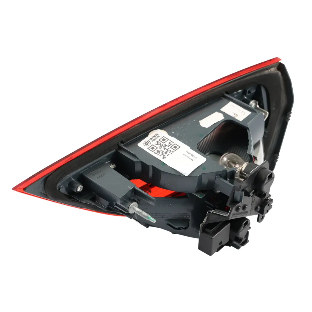 Portellone Posteriore Interna Coperchio Bagagliaio Sinistra per BMW F46 LCI con numero di parte 7461609 BMW F46 LCI Portellone Posteriore Interna Coperchio Bagagliaio Sinistra - SKU 7461609-1 - Numero di parte 7461609