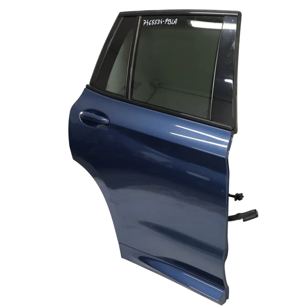 Puerta Trasera Derecha Phytonic Blue Metallic - C1M para BMW X3 G01 con número de pieza 7465534 BMW X3 G01 Puerta Trasera Derecha Phytonic Blue Metallic - C1M - SKU 7465534-PBLA - Número de pieza 7465534