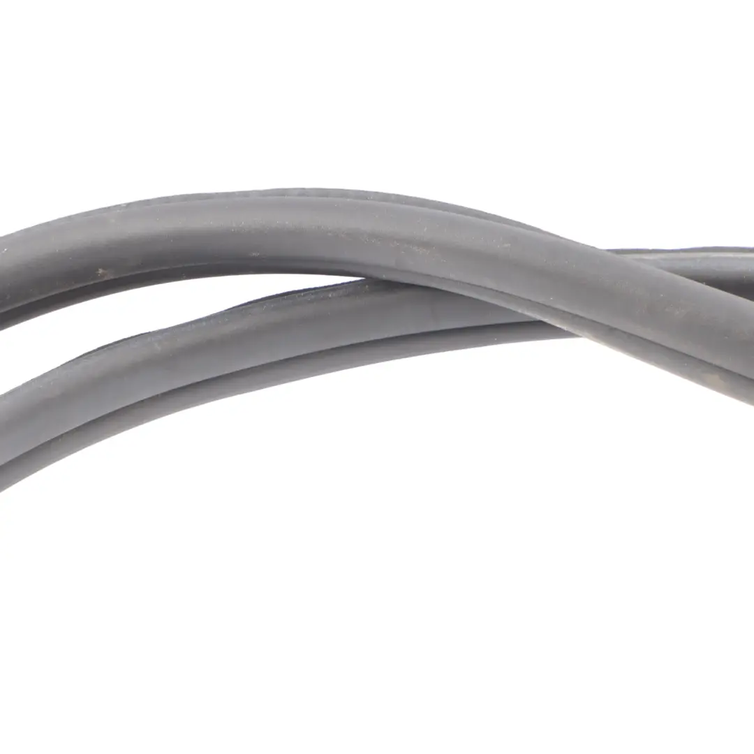 X4M Saloon Rear Left N/S Door Roof Rubber Gasket Seal to BMW G02 X4 F98 with Part number 7468929 BMW G02 X4 F98 X4M Saloon Rear Left N/S Door Roof Rubber Gasket Seal - SKU 7468929 - Part number 7468929