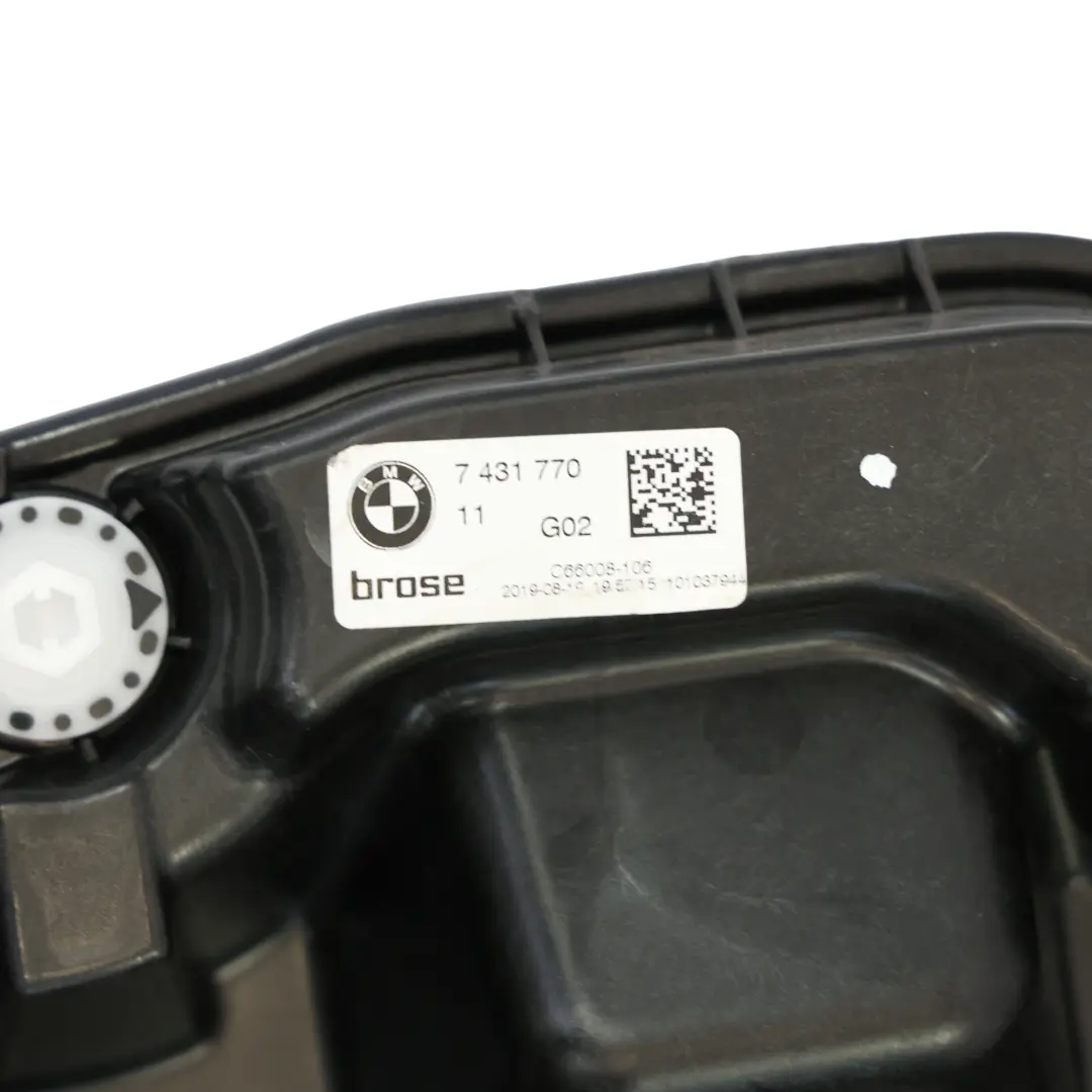 BMW F98 Front Door Carrier Window Regulator Mechanism Panel Right O/S - SKU 7498152 - Part number 7498152