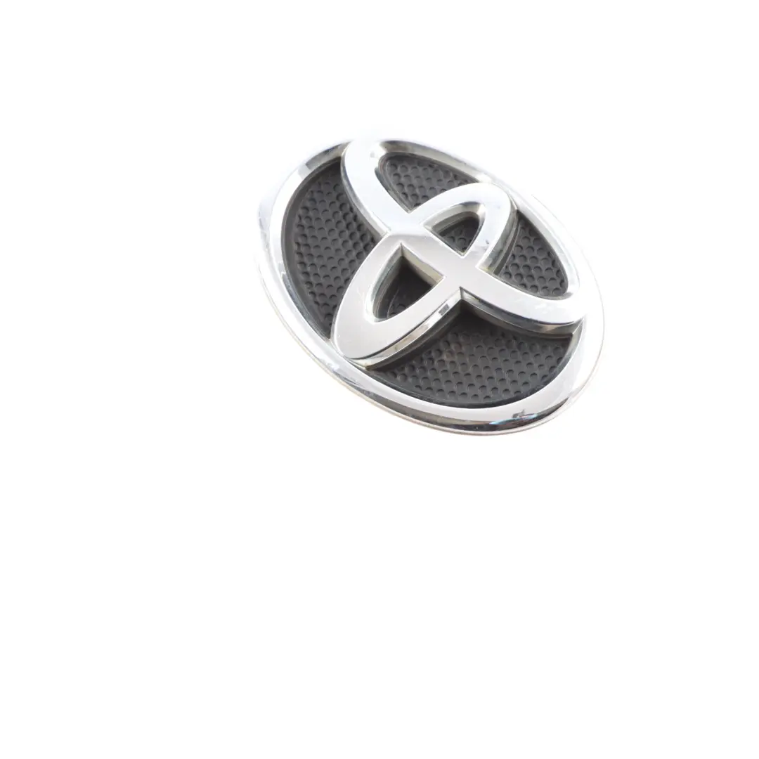 Front Emblem Badge to Toyota Avensis with Part number 75301-05010 Toyota Avensis Front Emblem Badge - SKU 75301-05010 - Part number 75301-05010