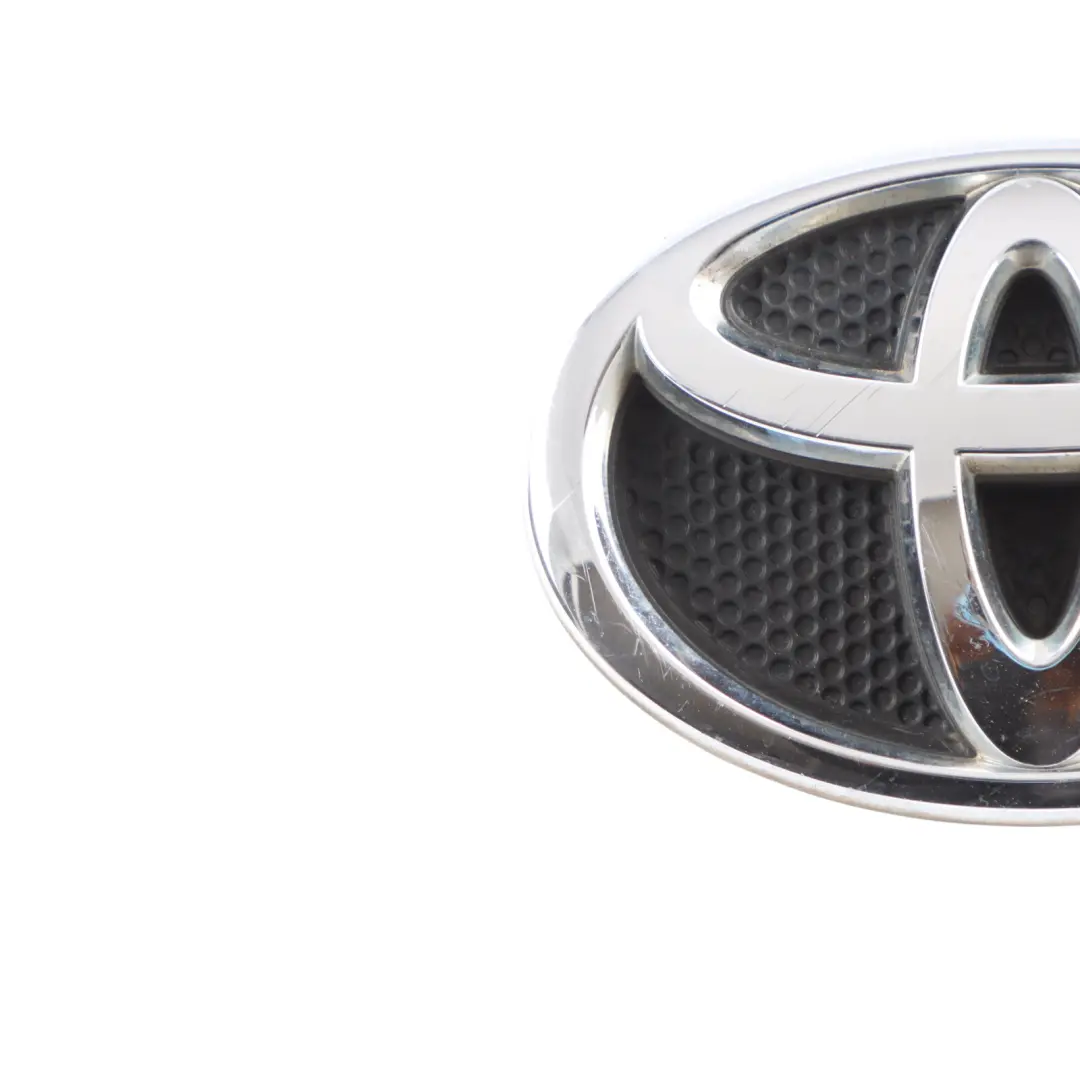 Front Emblem Badge to Toyota Avensis with Part number 75301-05010 Toyota Avensis Front Emblem Badge - SKU 75301-05010 - Part number 75301-05010