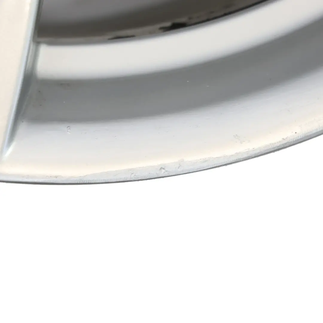 Cerchio in lega argento 18" M Star Spoke 400 8J ET:34 per BMW F30 F31 F32 F33 con numero di parte 7845880 BMW F30 F31 F32 F33 Cerchio in lega argento 18" M Star Spoke 400 8J ET:34 - SKU 7845880-8 - Numero di parte 7845880