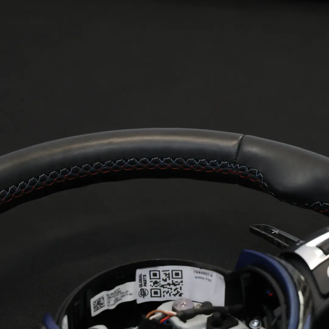 Volant BMW F87 M2 F80 M3 M Performance Cuir Noir Palettes Changement Vitesse pour à propos du numéro de pièce 7847607 Volant BMW F87 M2 F80 M3 M Performance Cuir Noir Palettes Changement Vitesse - SKU 7847607-4 - Numéro de pièce 7847607