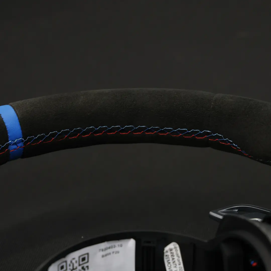 Volant BMW F20 F21 LCI F30 F31 F32 M Sport Alcantara Palettes Changement Vitesse pour à propos du numéro de pièce 7850403 Volant BMW F20 F21 LCI F30 F31 F32 M Sport Alcantara Palettes Changement Vitesse - SKU 7850403-10 - Numéro de pièce 7850403