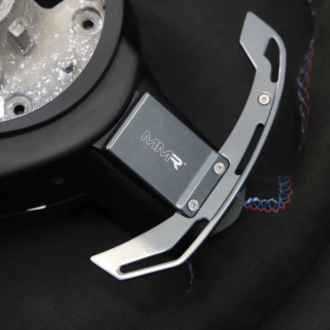 Volant BMW F20 F21 LCI F30 F31 F32 M Sport Alcantara Palettes Changement Vitesse pour à propos du numéro de pièce 7850403 Volant BMW F20 F21 LCI F30 F31 F32 M Sport Alcantara Palettes Changement Vitesse - SKU 7850403-10 - Numéro de pièce 7850403