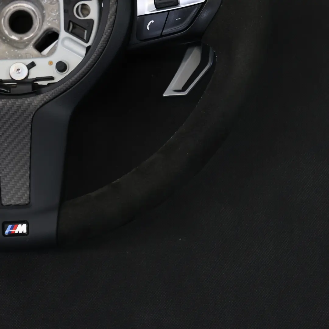 Volant BMW F20 F21 LCI F30 F31 F32 M Sport Alcantara Palettes Changement Vitesse pour à propos du numéro de pièce 7850403 Volant BMW F20 F21 LCI F30 F31 F32 M Sport Alcantara Palettes Changement Vitesse - SKU 7850403-10 - Numéro de pièce 7850403