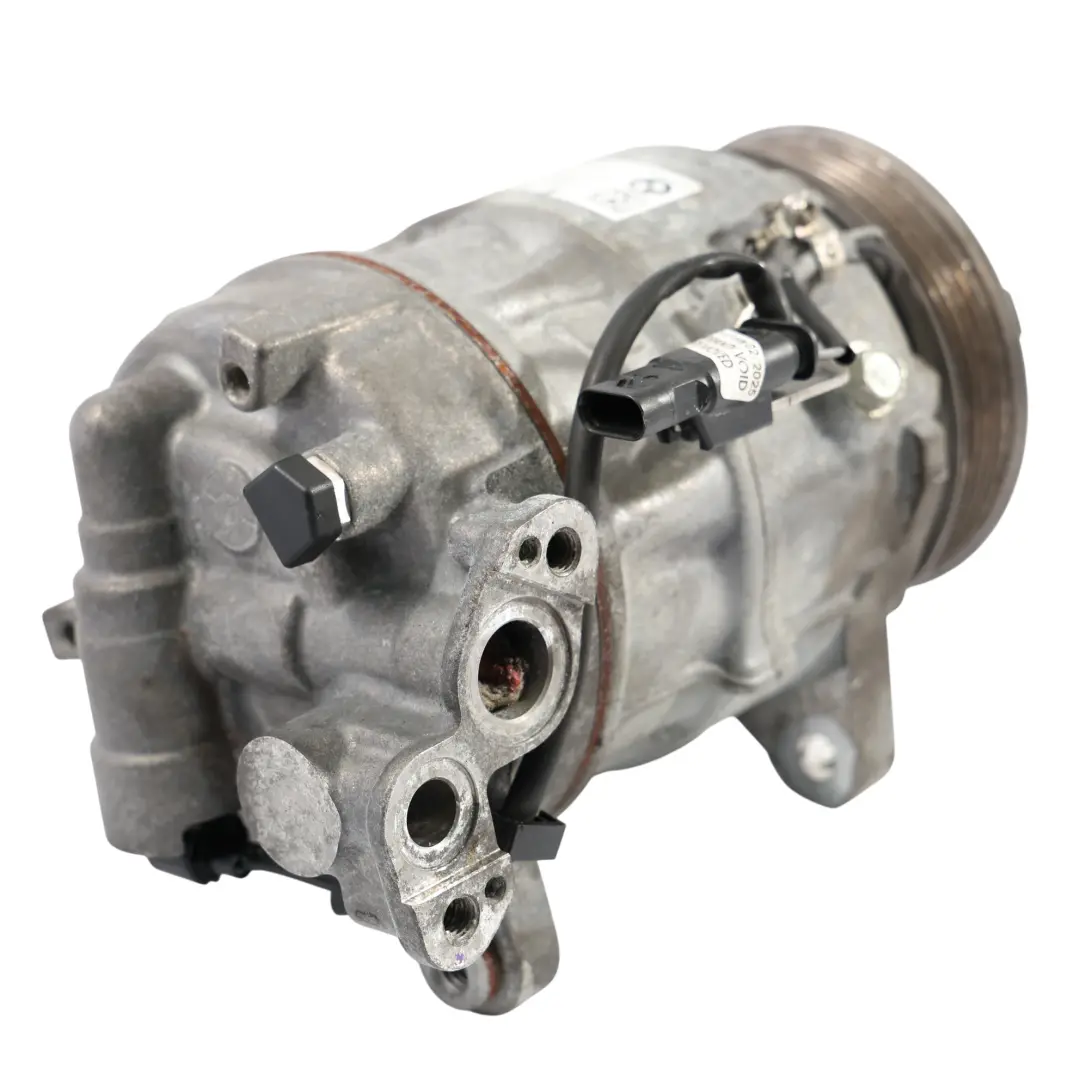 Condizionata BMW G11 G12 G30 G31 Pompa Aria Condizionata per Compressore con numero di parte 7945819 Compressore Condizionata BMW G11 G12 G30 G31 Pompa Aria Condizionata - SKU 7945819 - Numero di parte 7945819